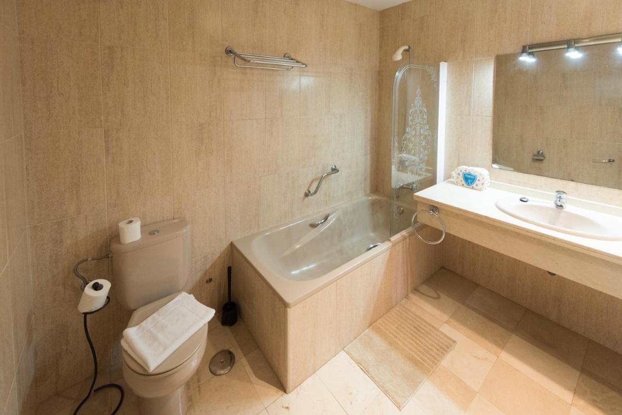 Spacious Flat With Pool In Appartement *